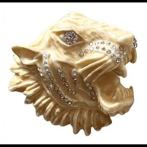 Gucci Resin Rajah Tiger Head Brooch